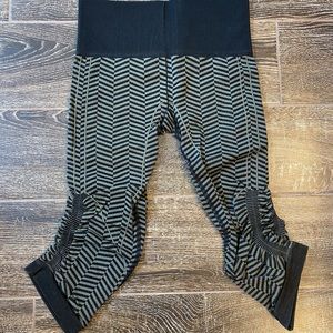 Lululemon Ebb and Flow Crop
